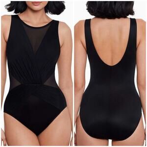 Miraclesuit NWT Illusionists Palma One Piece Swimsuit Black Size 8 Bra Top Slims